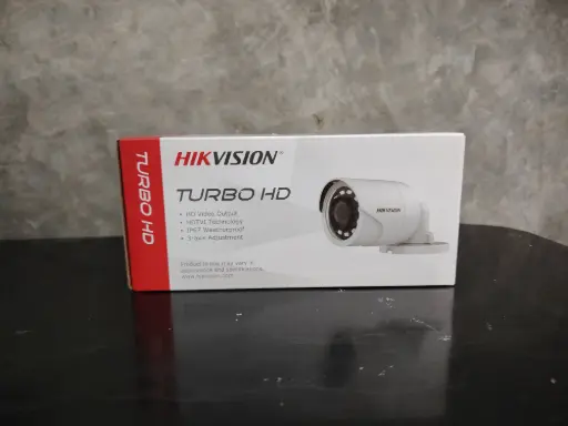 Cámara Hikvision TURBO HD (tipo Bullet).
